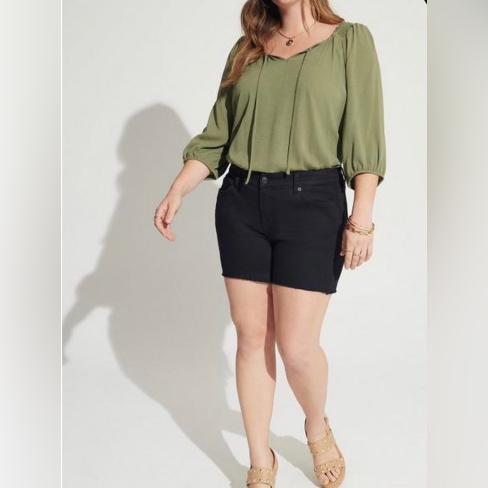 Torrid Washable Gauze Keyhole Peasant Puff Sleeve Top Size Large